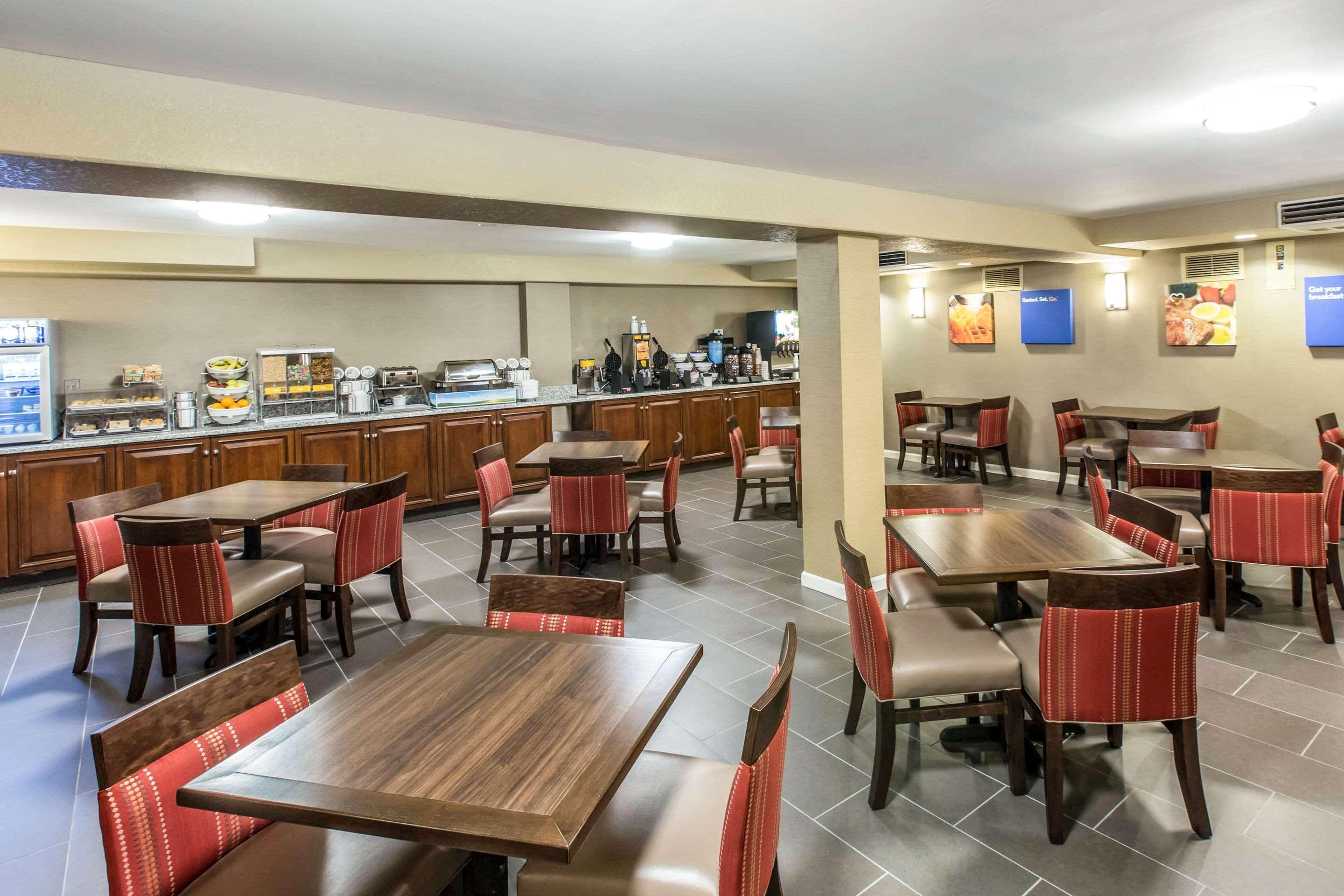 Comfort Inn & Suites Knoxville West Екстер'єр фото